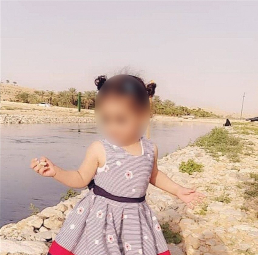 الطفلة التي قتلتها الكلاب الضالة 