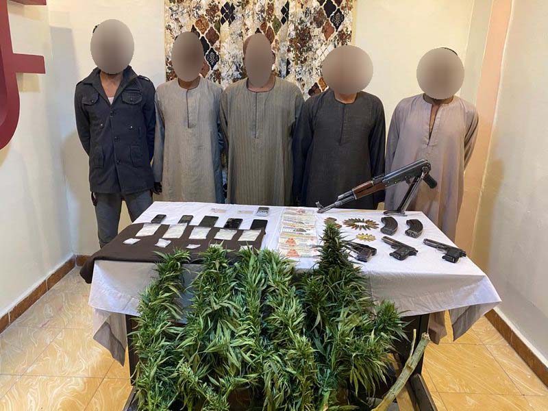 المتهمين
