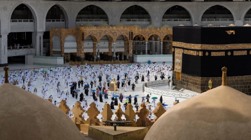 مصادر سعودية تكشف ضوابط الحج هذا العام