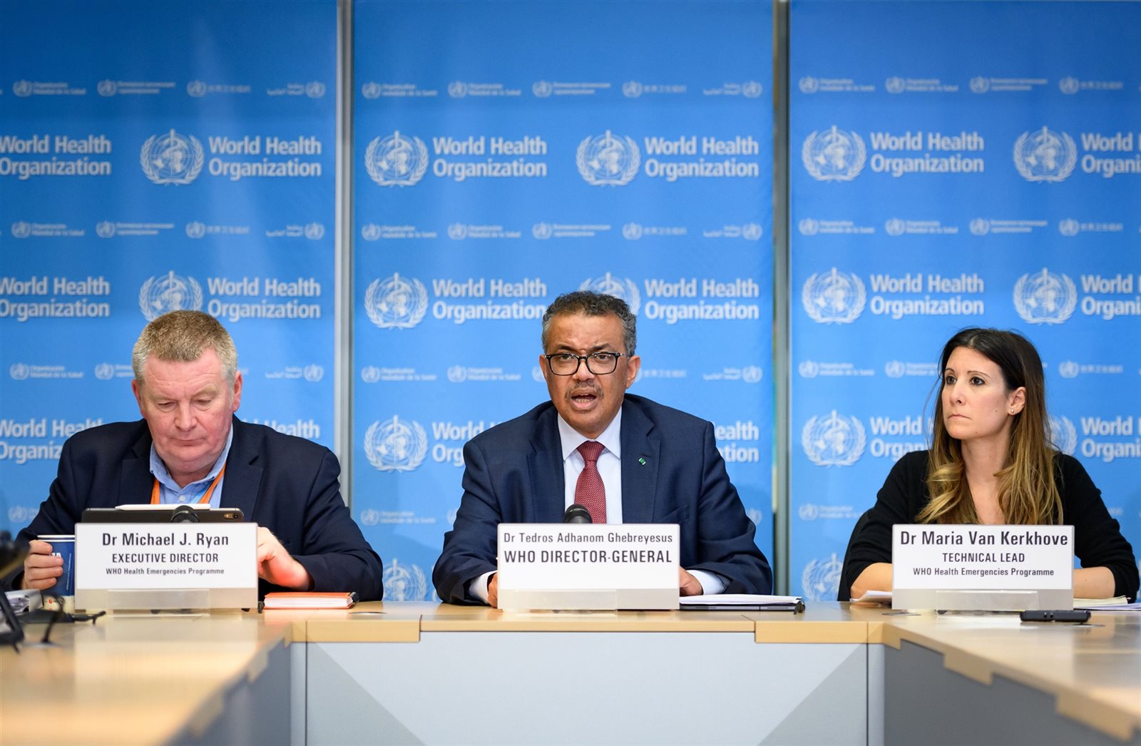 الصحة العالمية توضح علاقة لقاح أسترازينيكيا بالجلطات الدموية
