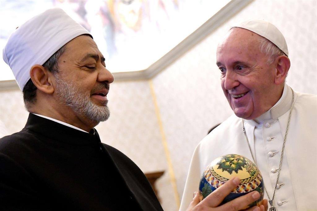 19 مارس.. يوم تولى الإمام الأكبر مشيخة الأزهر وتنصيب البابا