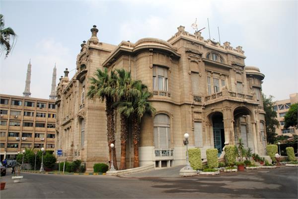جامعة عين شمس 