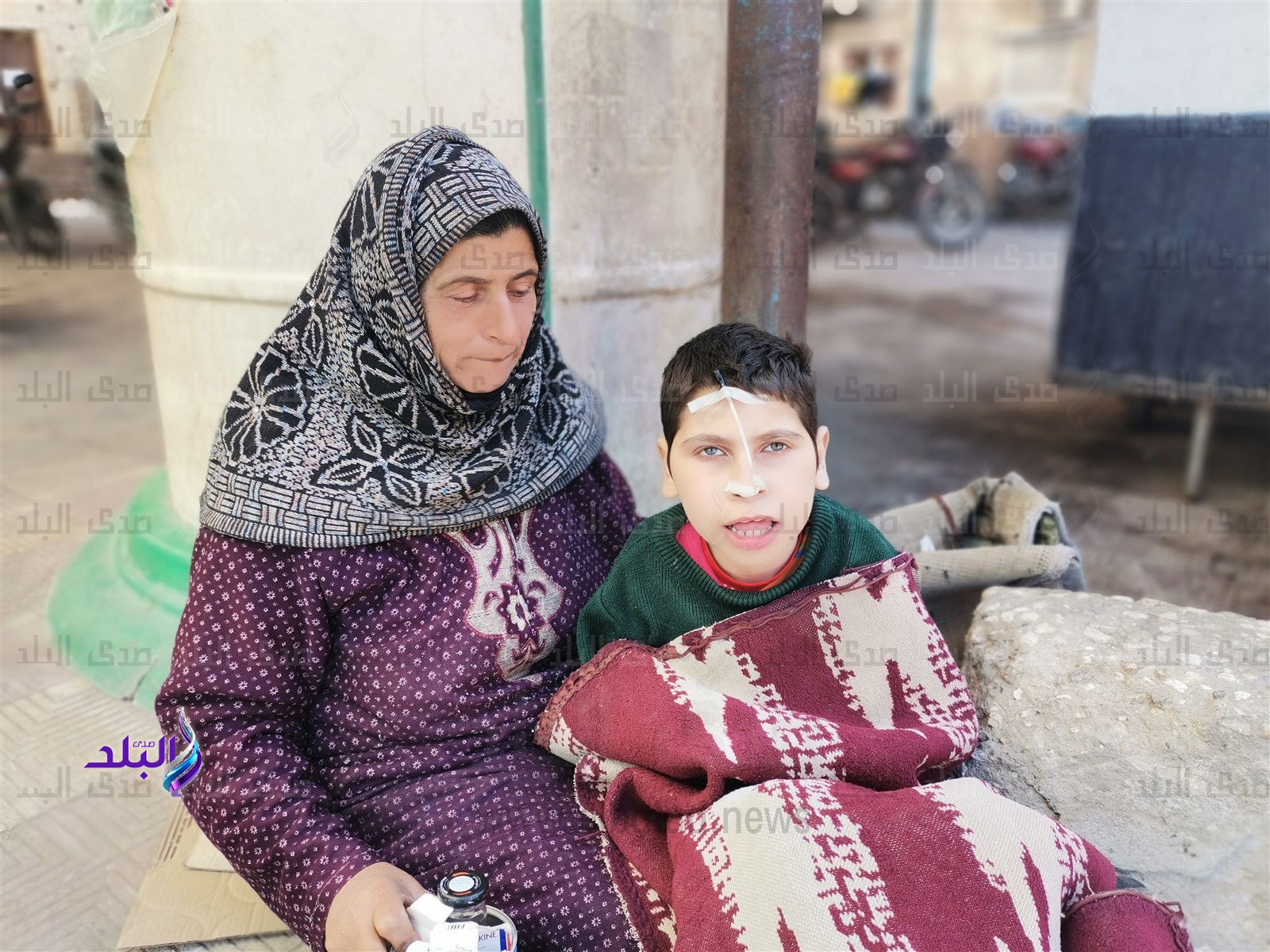  مأساة أم أصيب ابنها بمرض نادر وديون علاجه ستقتلها
