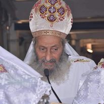القمص زكريا سعيد كاهن كنيسة مارجرجس أرض الجنينة