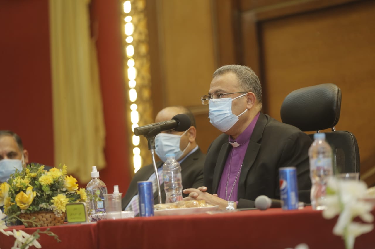 الدكتور القس إندريه زكي رئيس الطائفة الإنجيلية في مصر