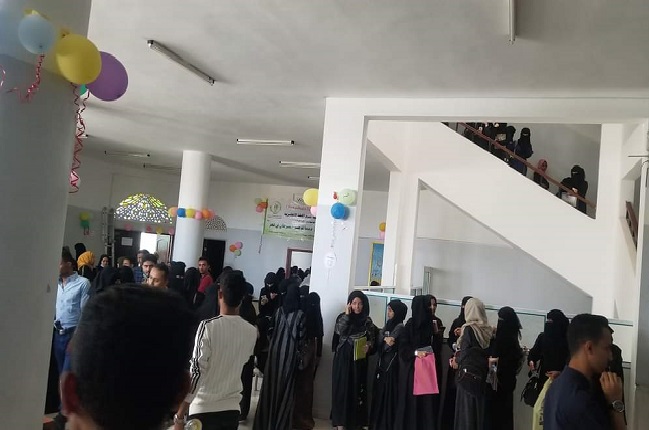 قتلى وجرحى في قصف حوثي استهدف كلية الآداب في تعز
