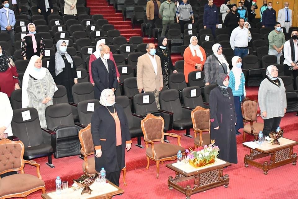 احتفالية الام المثالية 
