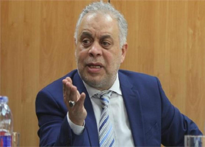 الفنان أشرف زكي نقيب المهن التمثيلية
