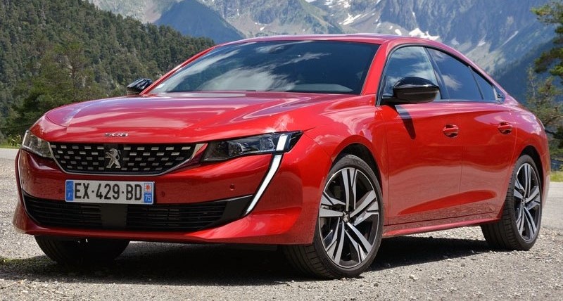 مقارنة بين بيجو 508 و هيونداي النترا CN7 موديل 2021