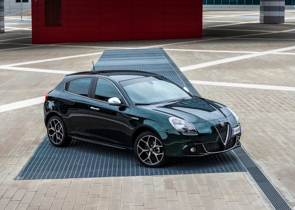 لفا روميو جوليا 2021 alfa romeo giulietta