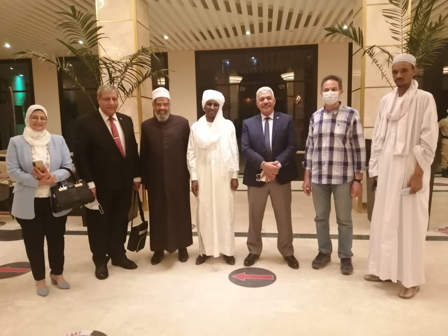 مستشار رئيس تشاد يستقبل وفد جامعة الأزهر