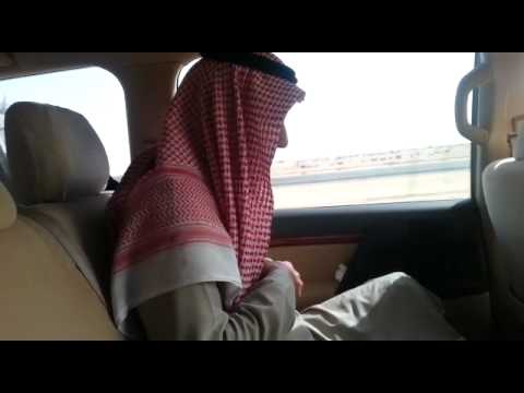 حكم اداء الصلاة في السيارة 