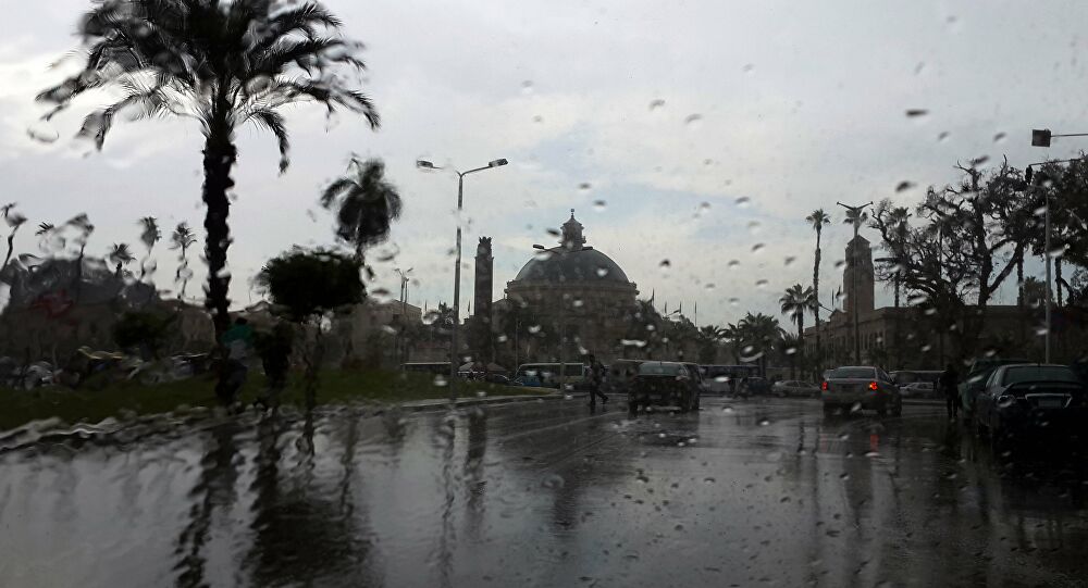 عاصفة ترابية تضرب مصر 
