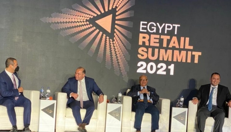 رئيس البورصة خلال مشاركته فى قمة مصر للتجارة 