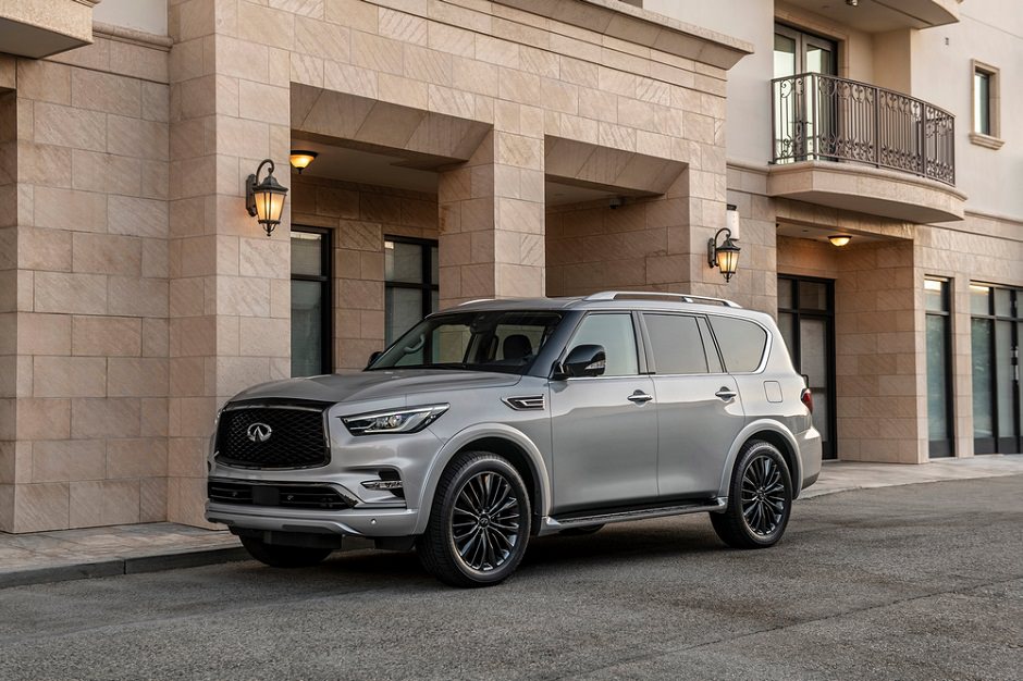 اسعار فئات النسخة العملاقة انفينيتي QX80 موديل 2021 داخل الس