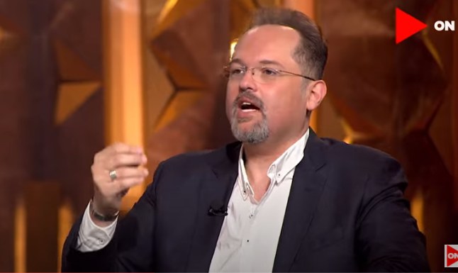 محمد محمود عبدالعزيز