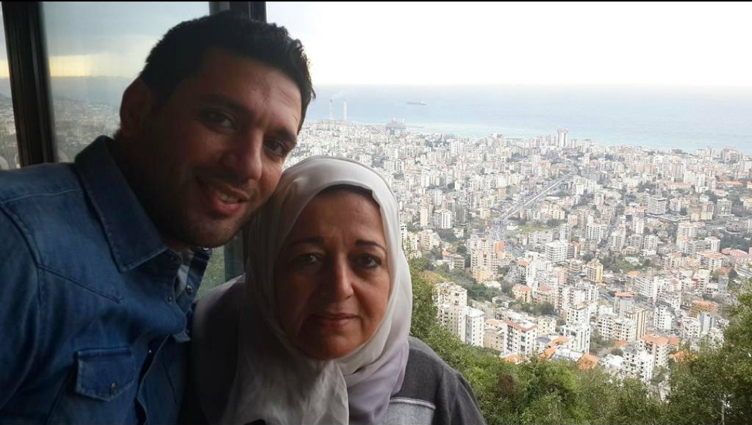 حسن الرداد ووالدته