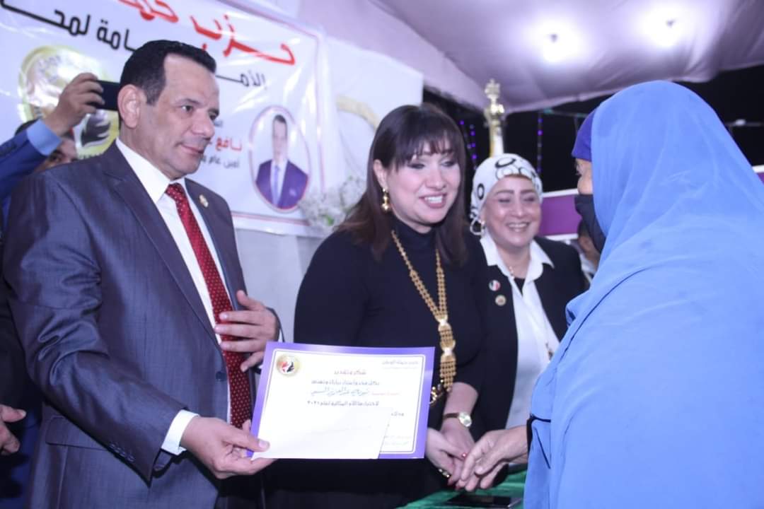 حفل تكريم الأمهات المثاليات