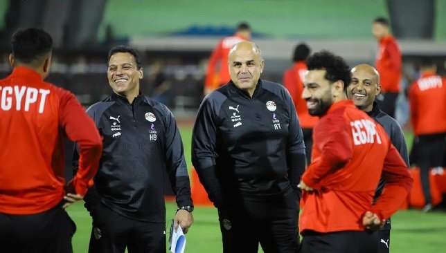 جهاز منتخب مصر وصلاح 