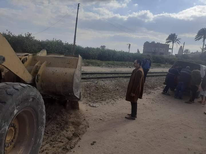 إزالة البناء المخالف 