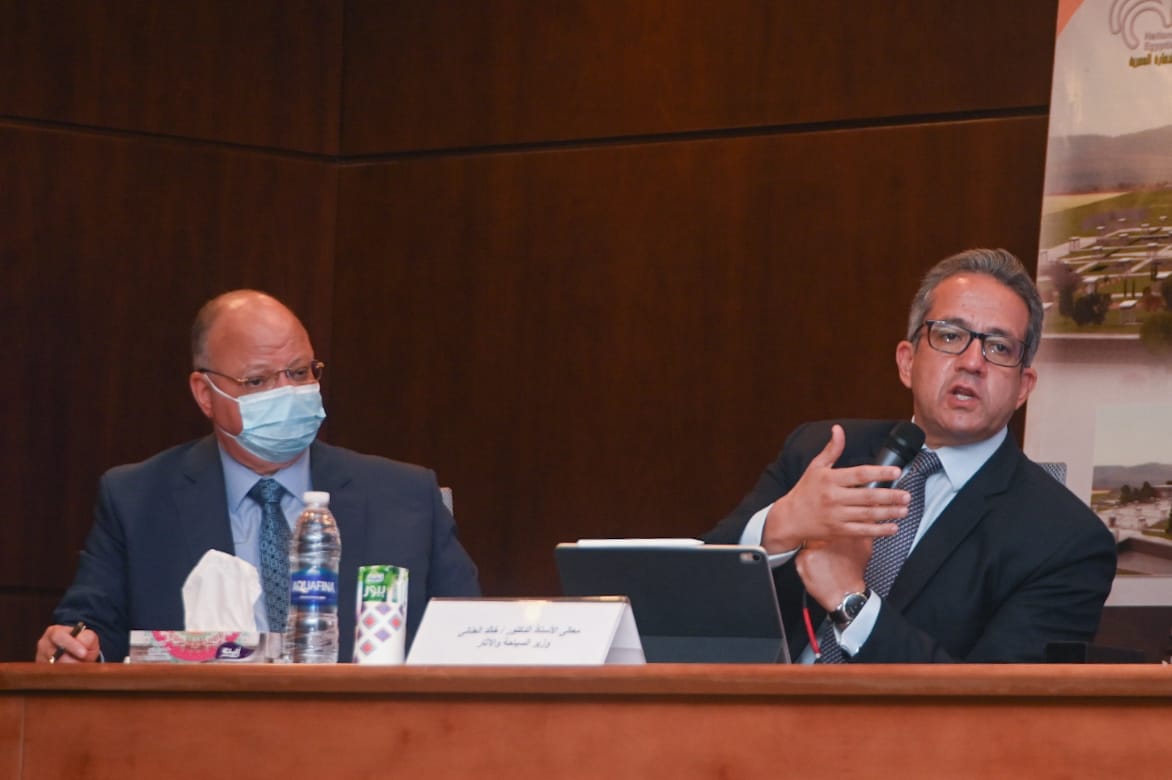 اجتماع وزير الآثار ومحافظ القاهرة 