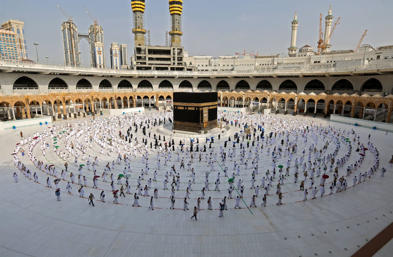 تعليق الإفطار والاعتكاف في الحرمين الشريفين خلال شهر رمضان