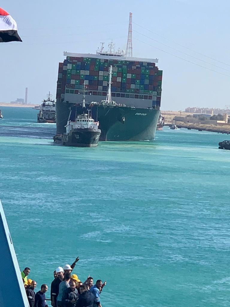 السفينة البنمية الجانحة