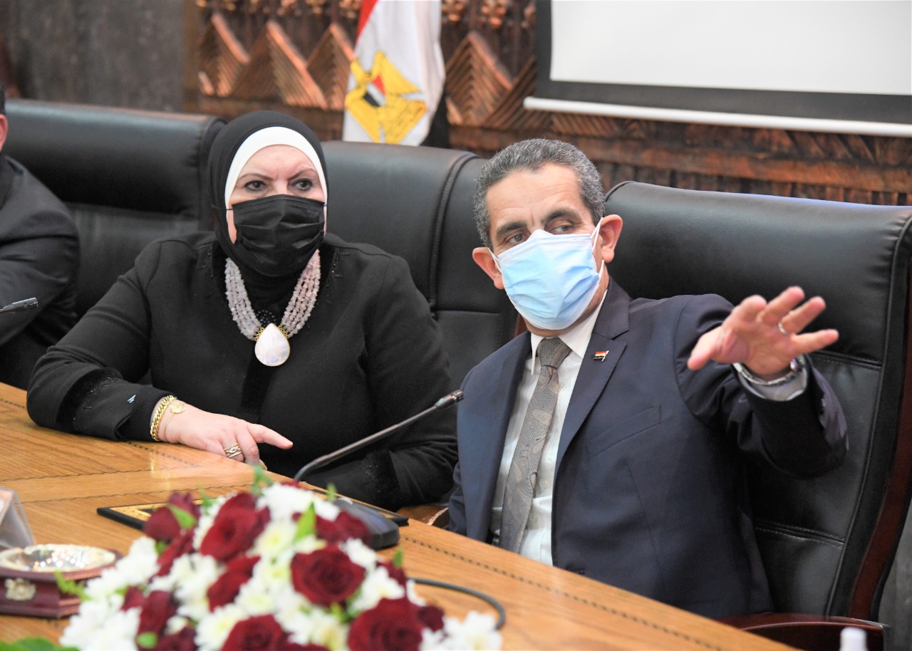 خلال اللقاء