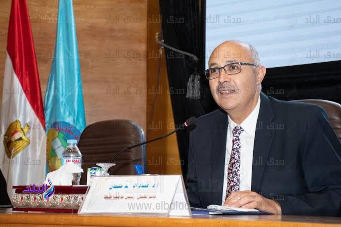 الدكتور عماد عتمان