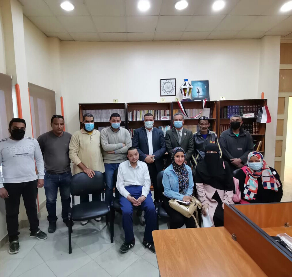 جامعة حلون 