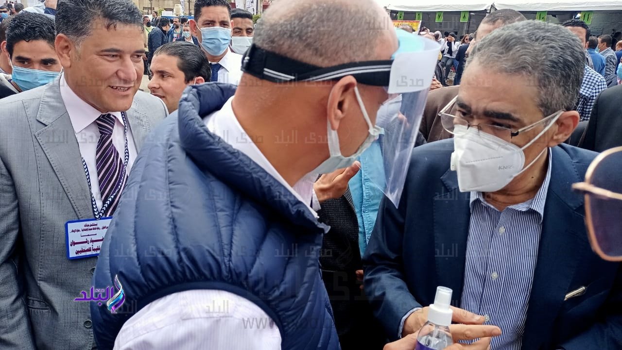 نقيب الصحفيين ورئيس اللجنة المشرف على الانتخابات