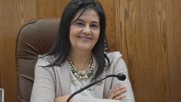 الدكتورة هويدا مصطفى 