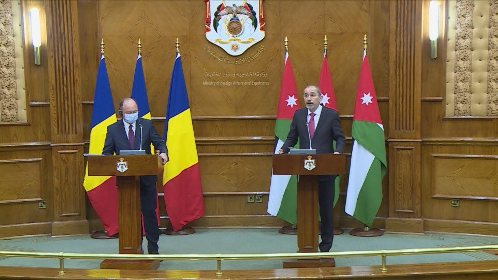 وزيرا الخارجية الأردني والروماني