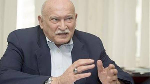 الدكتور حسين منصور رئيس هيئة سلامة الغذاء  الدكتور حسين منصور رئيس هيئة سلامة الغذاء