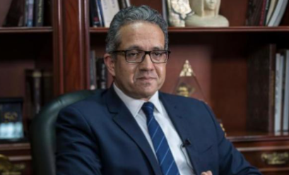 وزير الأثار 