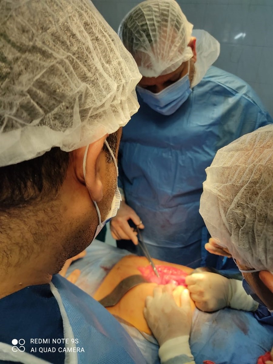 اجراء العمليات الجراحية 