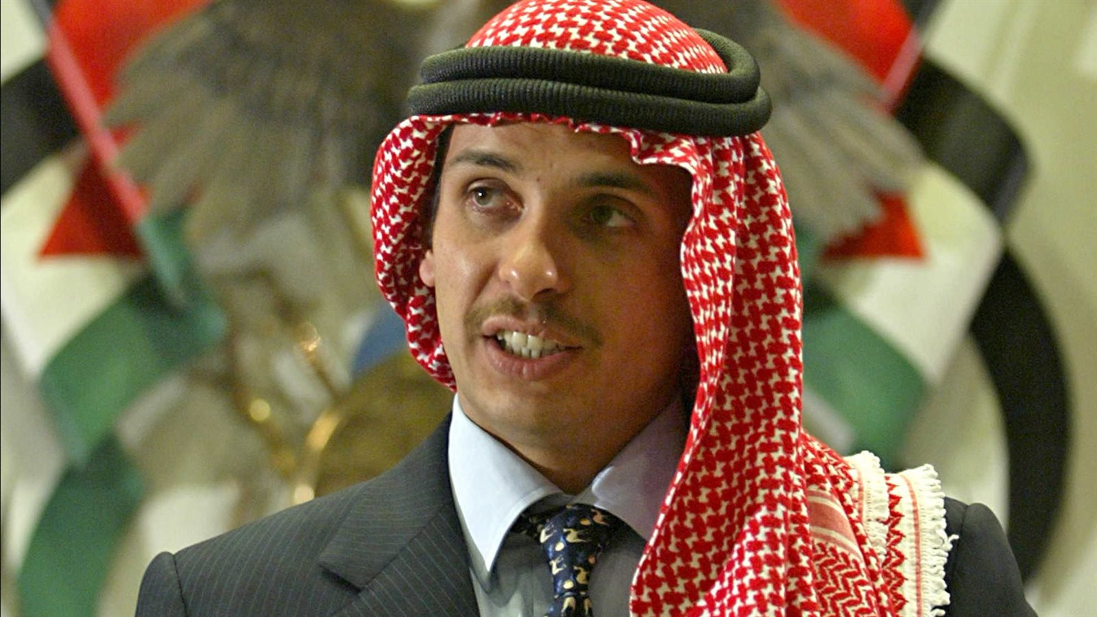 الأمير حمزة يتعهد في رسالة بالولاء للملك عبدالله الثاني