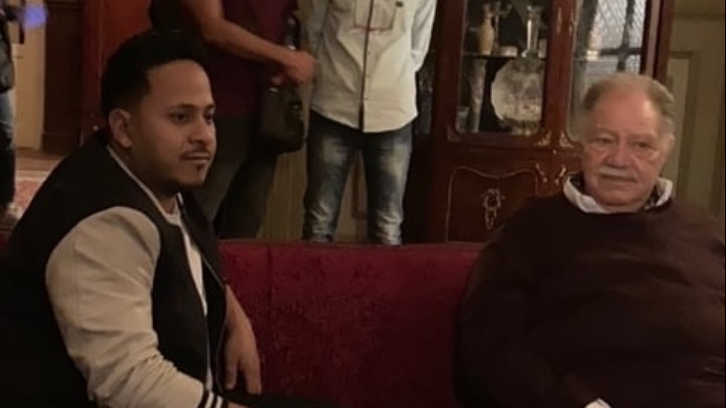 كريم عفيفي ويحيى الفخراني 