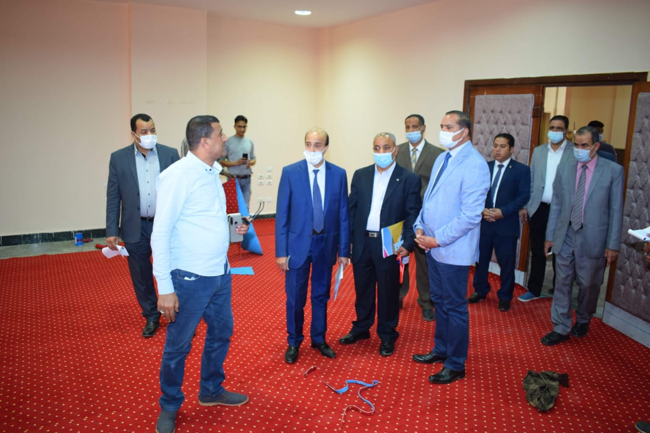 رئيس جامعة سوهاج 