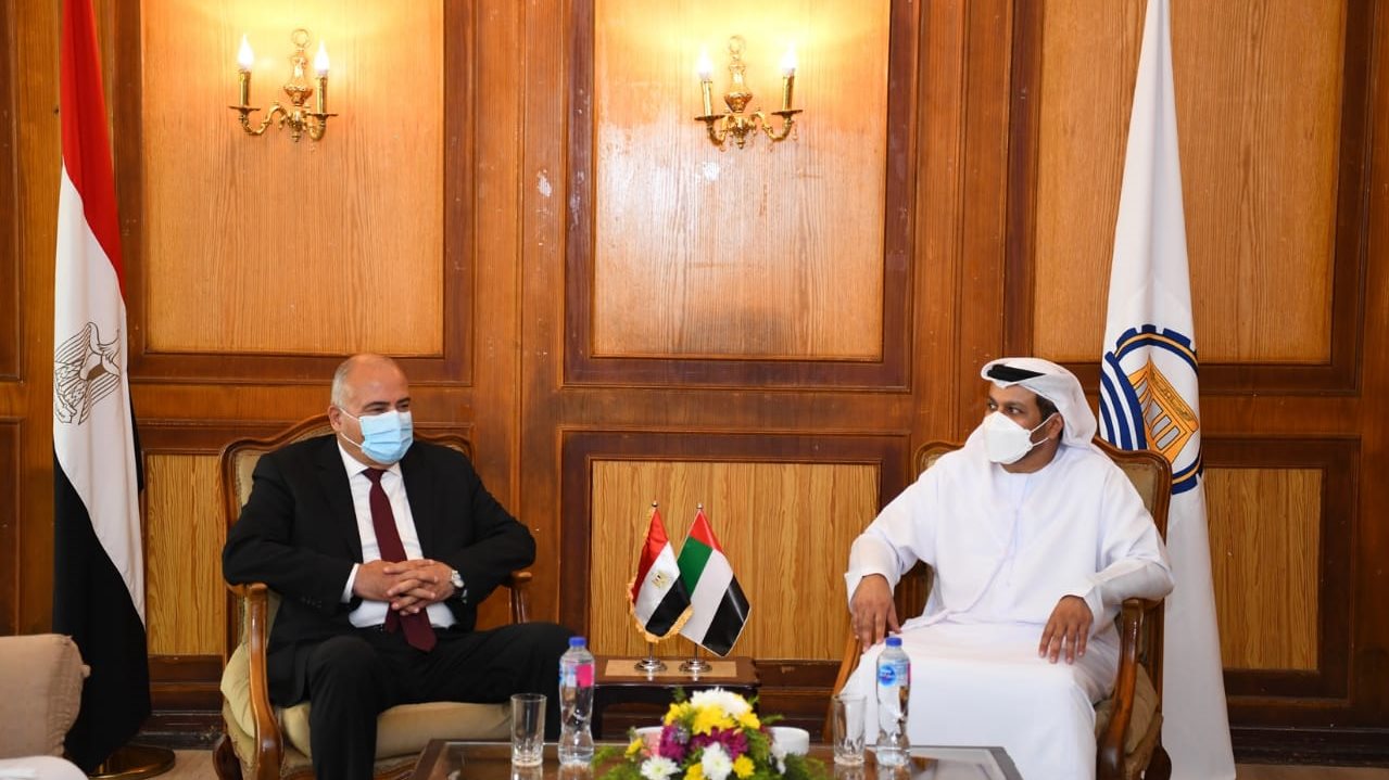 محافظ قنا و سفير دولة الإمارات