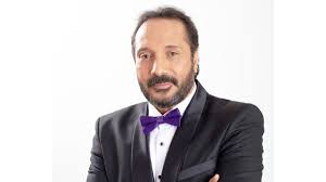 المطرب علي الحجار