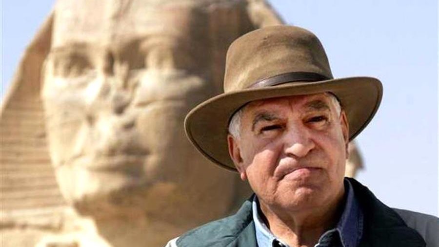 زاهي حواس 