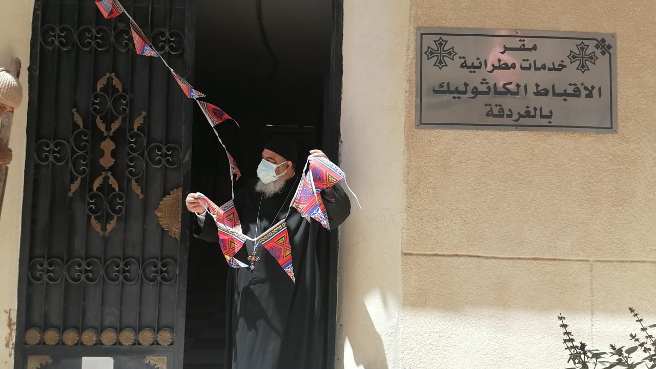 القمص يؤانس يحيعلق زينة رمضان 