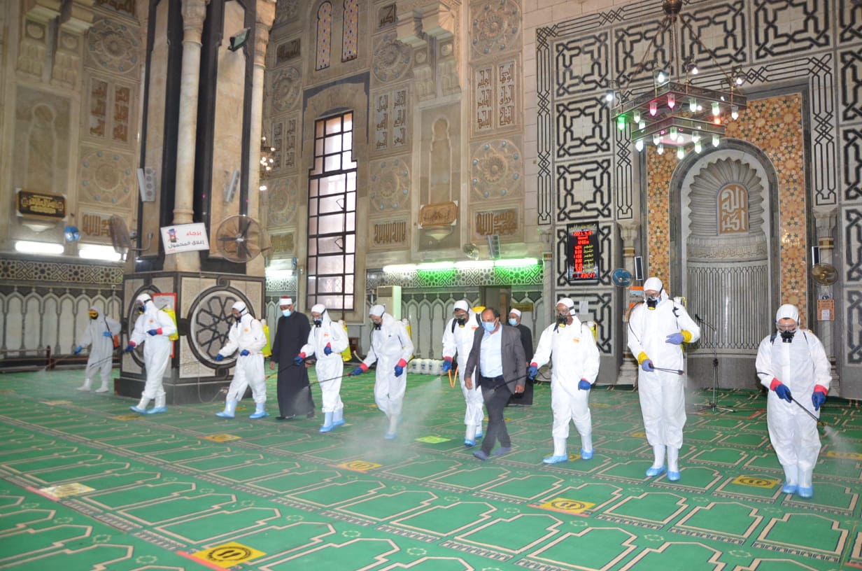 تعقيم مسجد الحسين