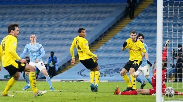 مانشستر سيتي ضد دورتموند
