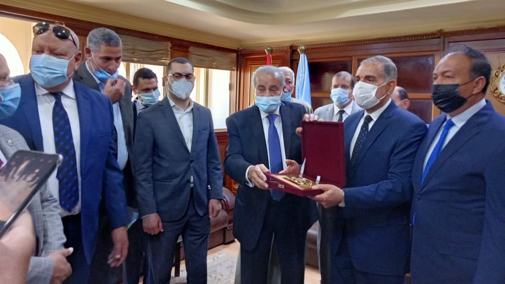 وزير التموين