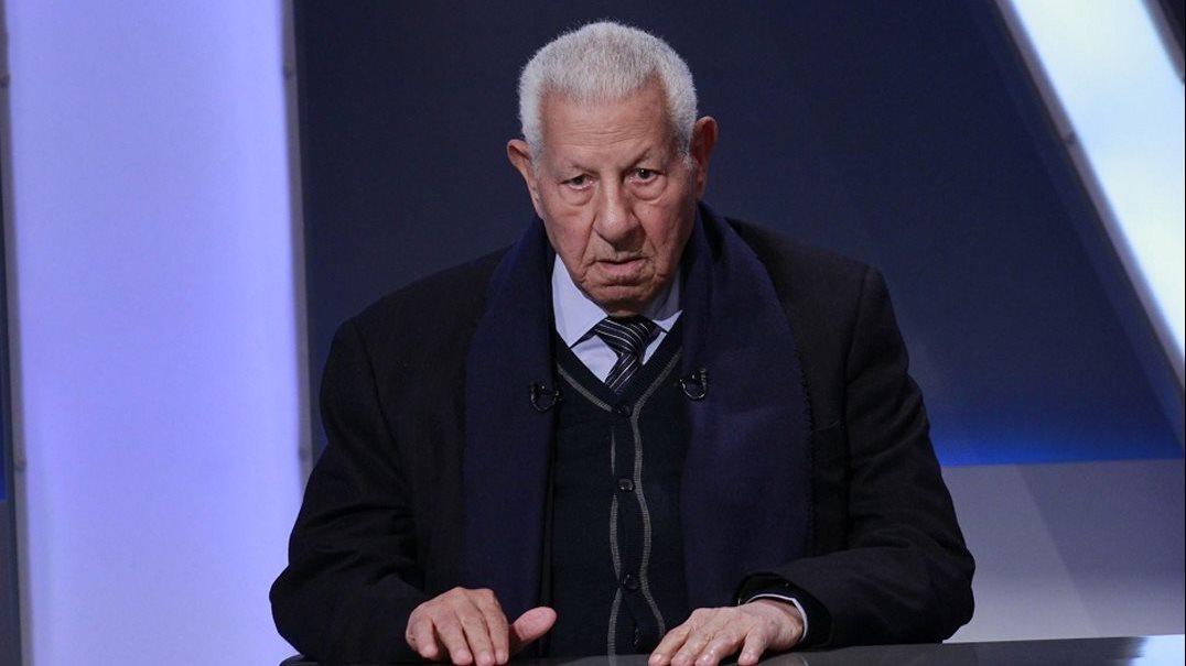 مكرم محمد أحمد 