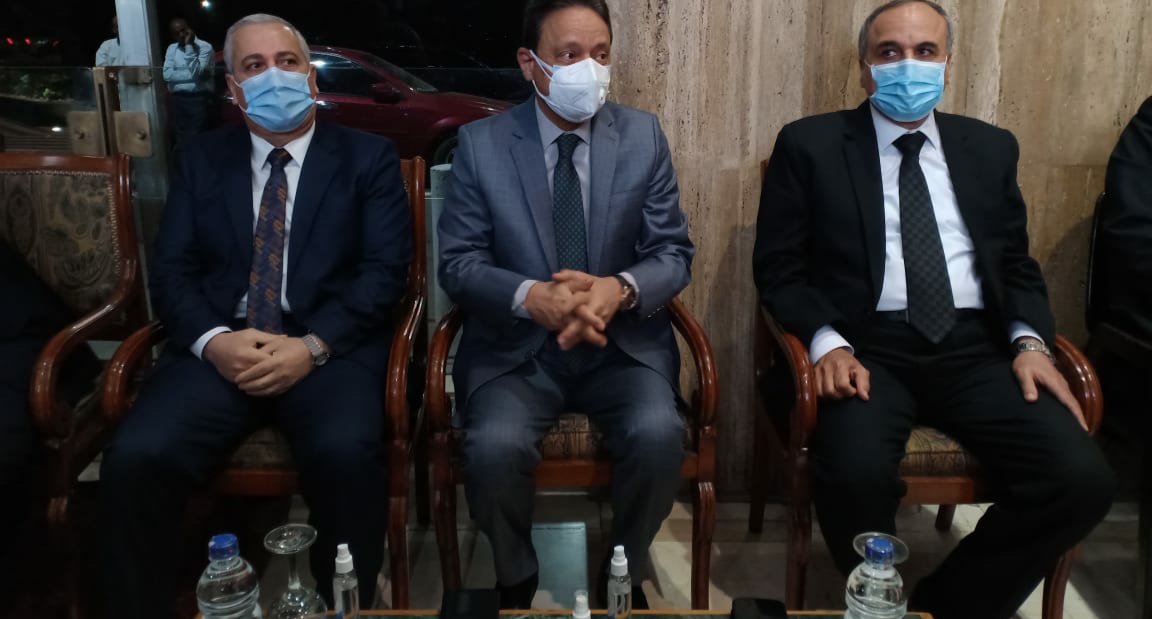 عزاء الكاتب الصحفي مكرم محمد احمد 