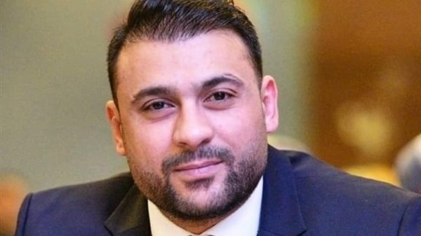  الدكتور عمر خميس الغنيمي  نائب رئيس نادي سموحة