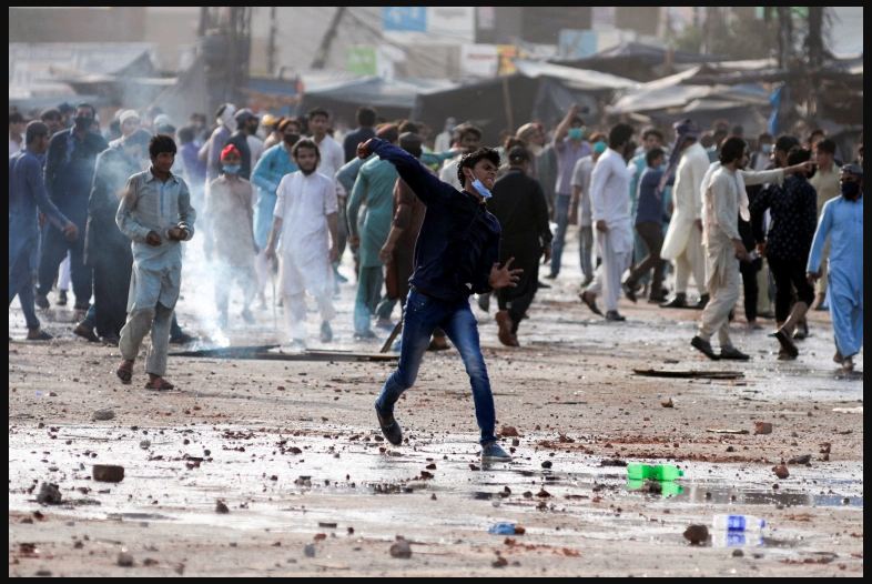 عنف في باكستان
